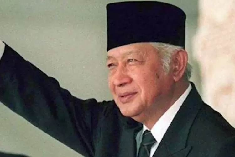 bapak pembangunan Soeharto